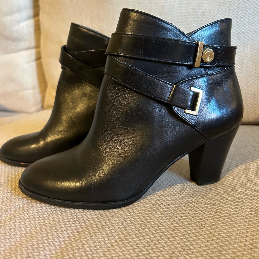 Louise Et Cie leather bootie